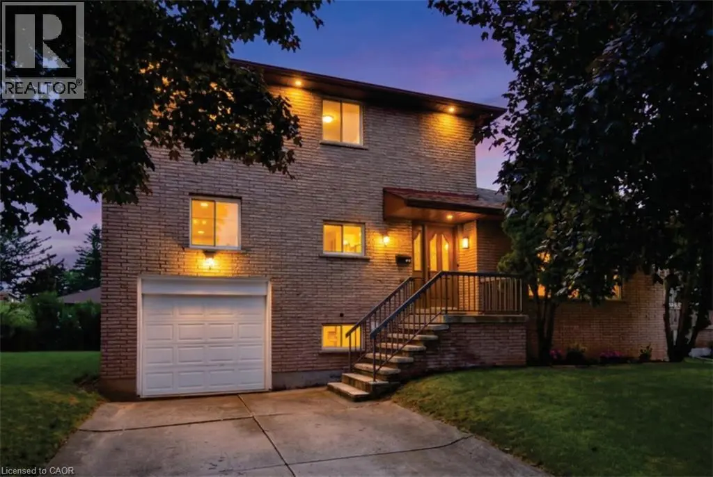 345 Berkindale Drive, Hamilton